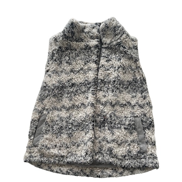 Cupio Jackets & Blazers - Cupio Sherpa Vest Women's Medium Cozy Soft‎ Grey Black Cream Snap Closure EUC